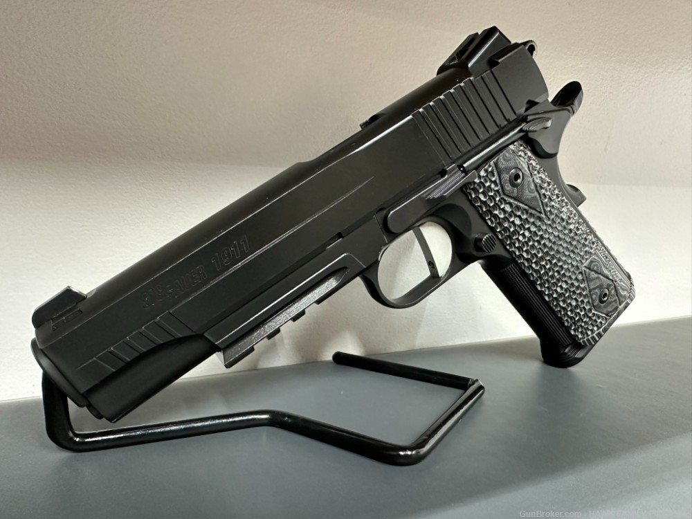 SIG SAUER 1911 EXTREME RAILED .45 ACP *TACTICAL MODEL* OLDER VERSION-img-2