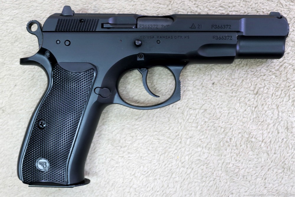 Quality famous CZ 75 BD full size 9mm service pistol LNIB Czech Republic -img-0