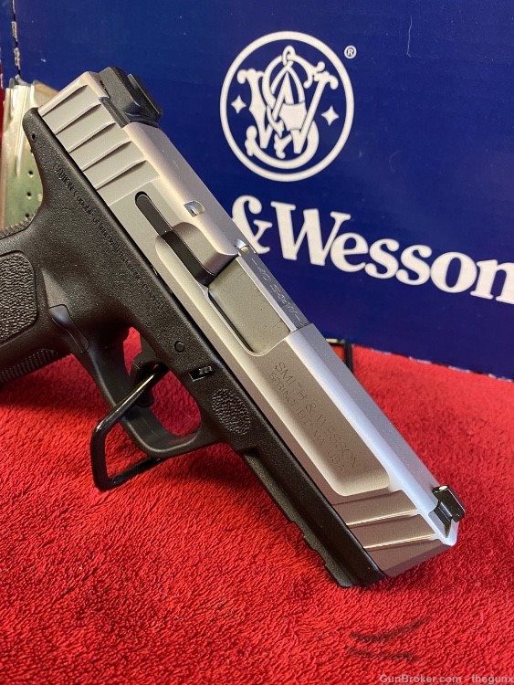 Smith & Wesson SD40 VE .40 S&W-img-4