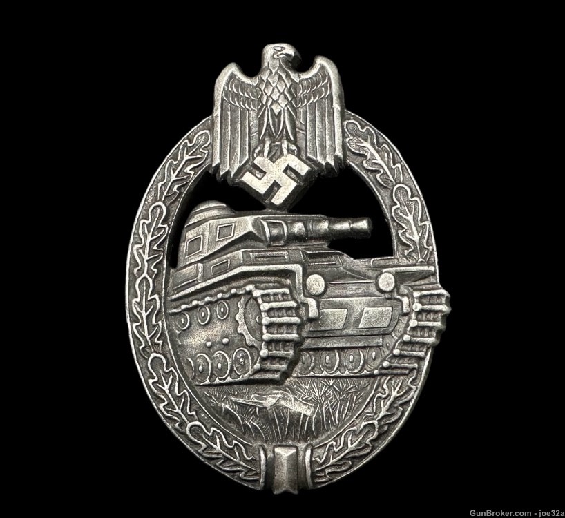 WW2 German panzer Badge WWII uniform medal tank -img-1
