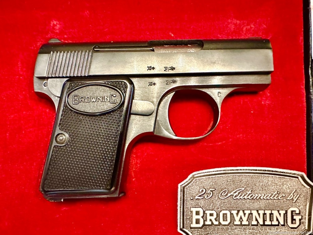 1961 Baby Browning .25 Auto Near Mint in Original Browning Box-img-1