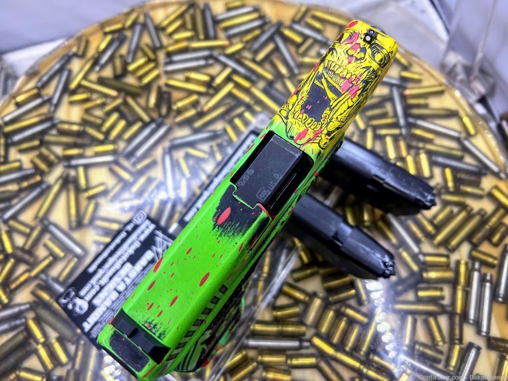  Glock 19 15rd Zombie Killer Engraved and w/ Custom Case-img-15