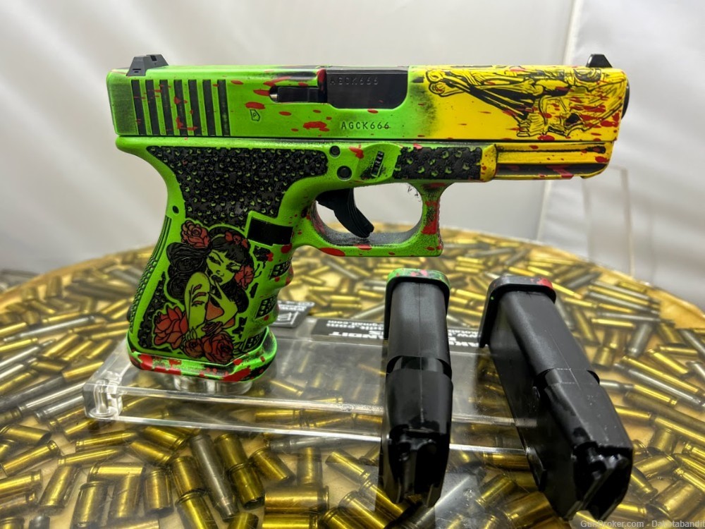  Glock 19 15rd Zombie Killer Engraved and w/ Custom Case-img-7