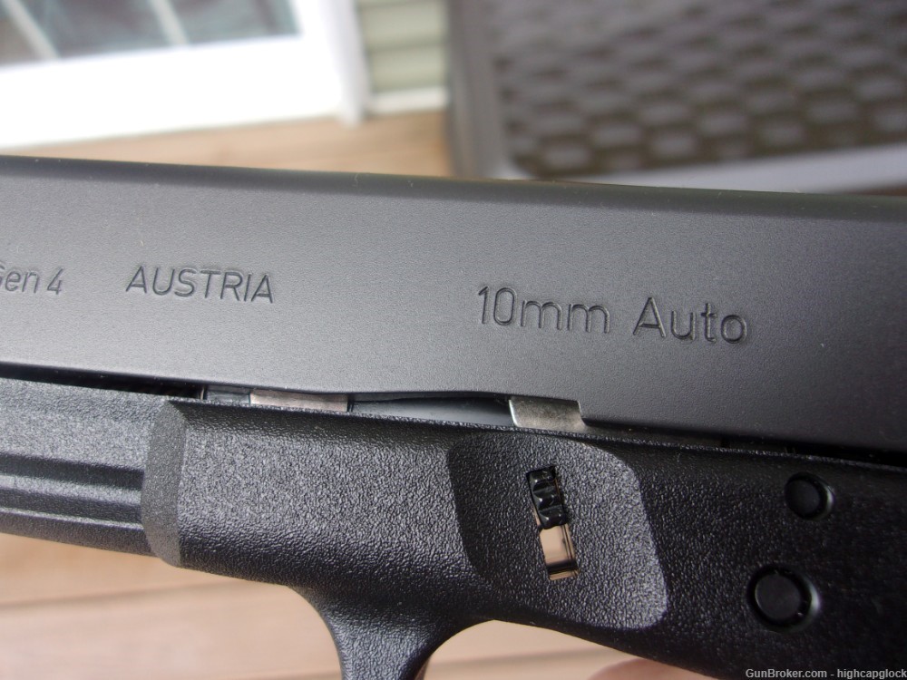Glock 20 Gen 4 10mm 4.5" Semi Auto Pistol 99.9% G20 w/ 3 Mags $1START-img-6