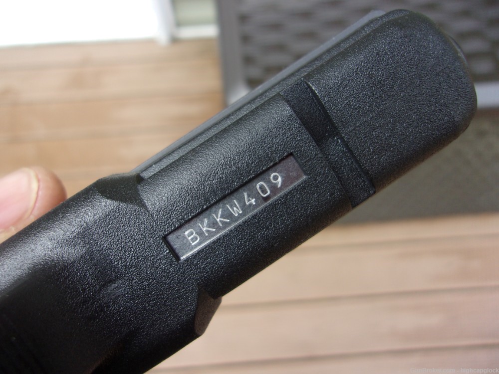 Glock 20 Gen 4 10mm 4.5" Semi Auto Pistol 99.9% G20 w/ 3 Mags $1START-img-9