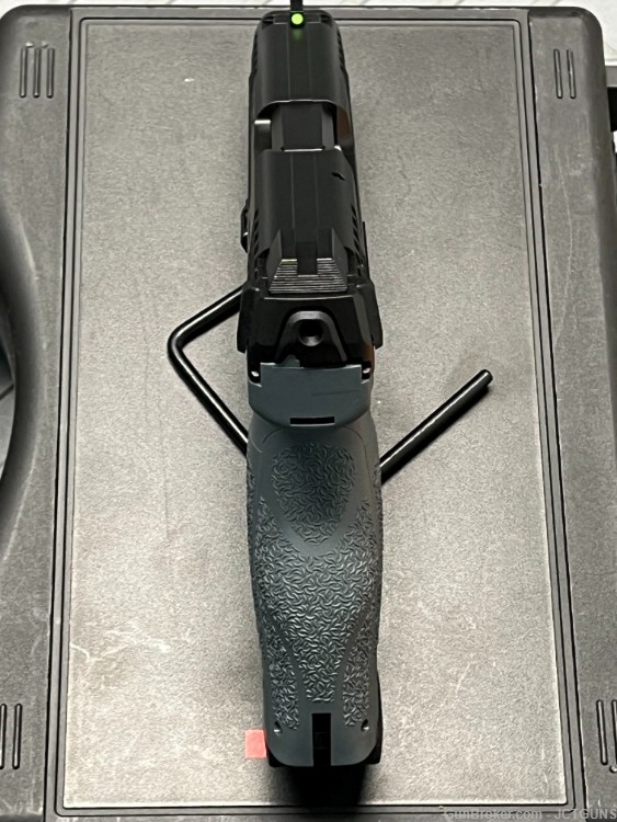 HK VP9 9mm Luger Semi Auto Pistol 4.09" Barrel NO CC FEES -img-6