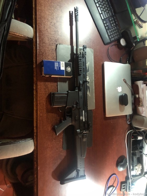 FN SCAR 17S New in box-img-0