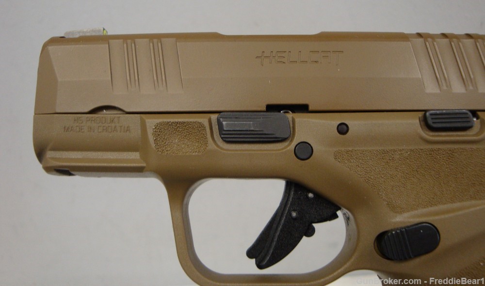 Springfield Armory Hellcat Micro-Compact 9mm Luger W/ Night Sights FDE 3” -img-8