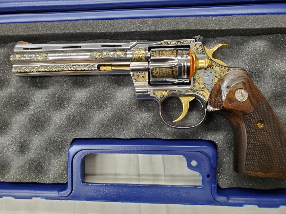 Colt Python 357 Magnum Custom 24K Gold Etching Walnut Grips - NEW-img-0