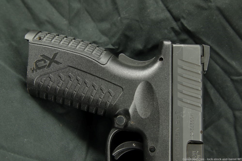 Springfield Armory XDM-9 4.5” 9mm Semi-auto Pistol w/ case and kit-img-4