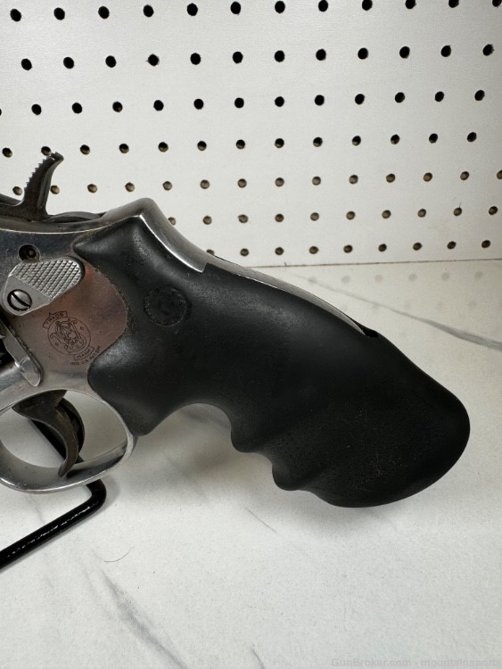 Smith and Wesson 64 38 SPL Police Trade 64-7 No Reserve NR-img-3