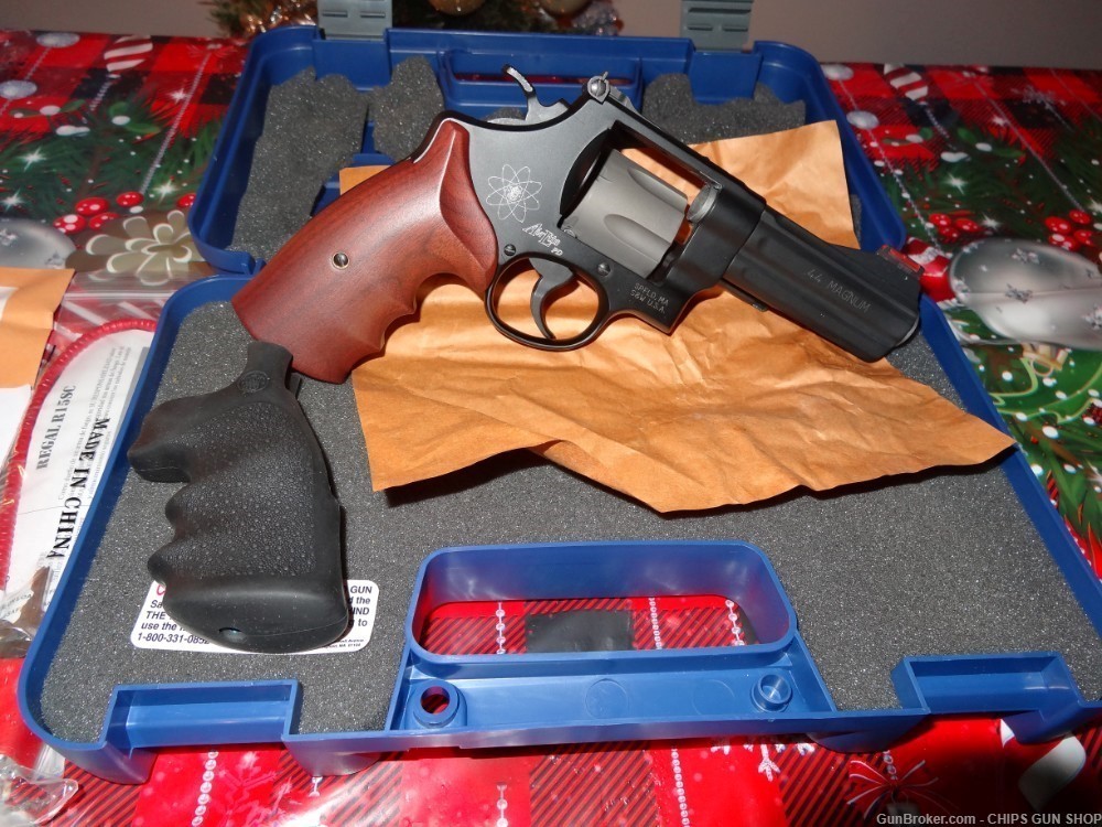 Smith & Wesson 329PD AirLite-img-2