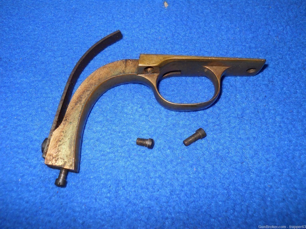 NAVY ARMS 1851 BP 36ca. BRASS TRIGGER GUARD w/ MAINSPRING & SCRS #A520-img-0