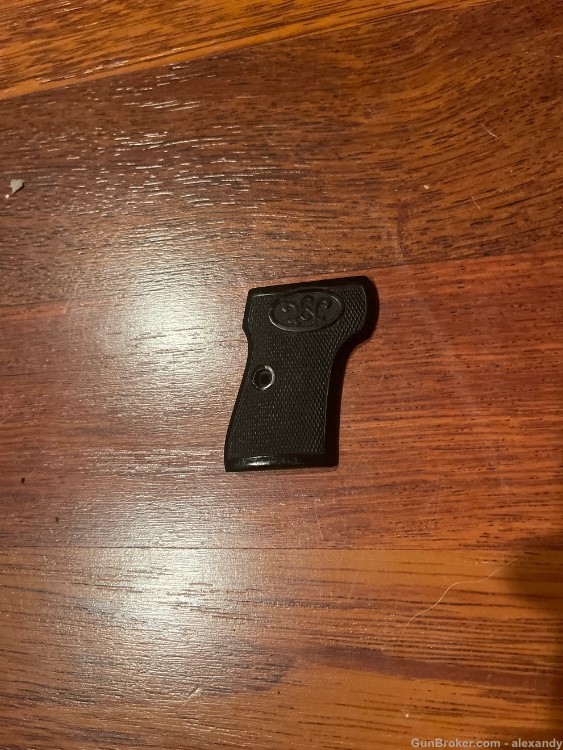 Walther Model 2   Right grip-img-0