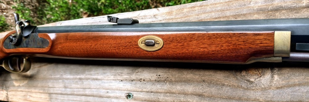 Thompson Center Arms 36 cal pre - Seneca muzzleloader rifle. Beautiful wood-img-1