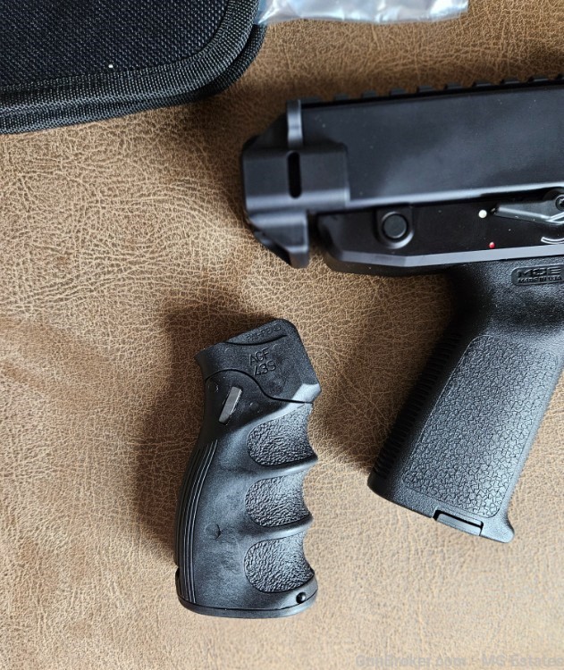 B&T KH9 Covert - Black Swiss Import Folding Gun-img-7