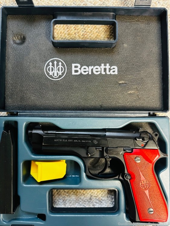 Beretta 92 Rosewood & Black Grips, Case and 15 Rd Magazine-img-23