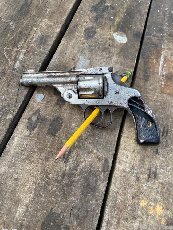 Antique Forehand and Wadsworth Revolver .32 cal-img-0
