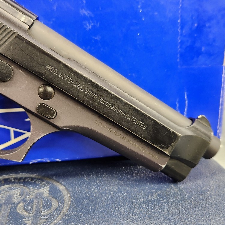 Beretta 92FS pistol 9mm with box USA made-img-3