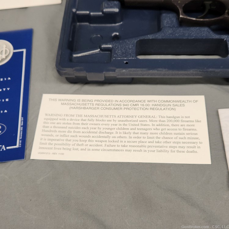 Beretta 92FS pistol 9mm with box USA made-img-29
