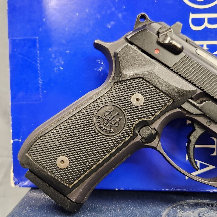 Beretta 92FS pistol 9mm with box USA made-img-1