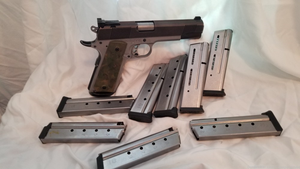 9mm 1911 Two-tone, W 8 Mags Fusion Custom Build-img-23