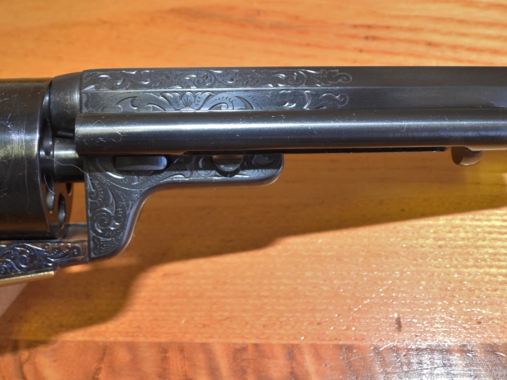 Cimarron 1851RM Wild Bill Hickok, Blued Engraved, .38 SPL.-img-13