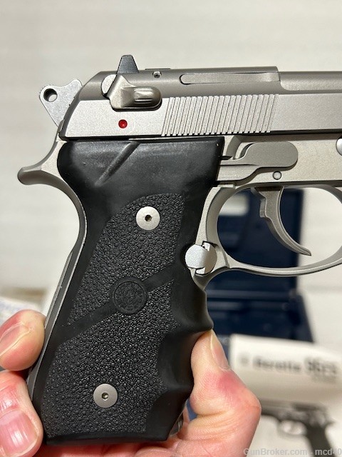 Beretta 96 Inox .40 S&W Stainless 96FS 40S&W Like 92FS or 92 but in 40 cal.-img-8
