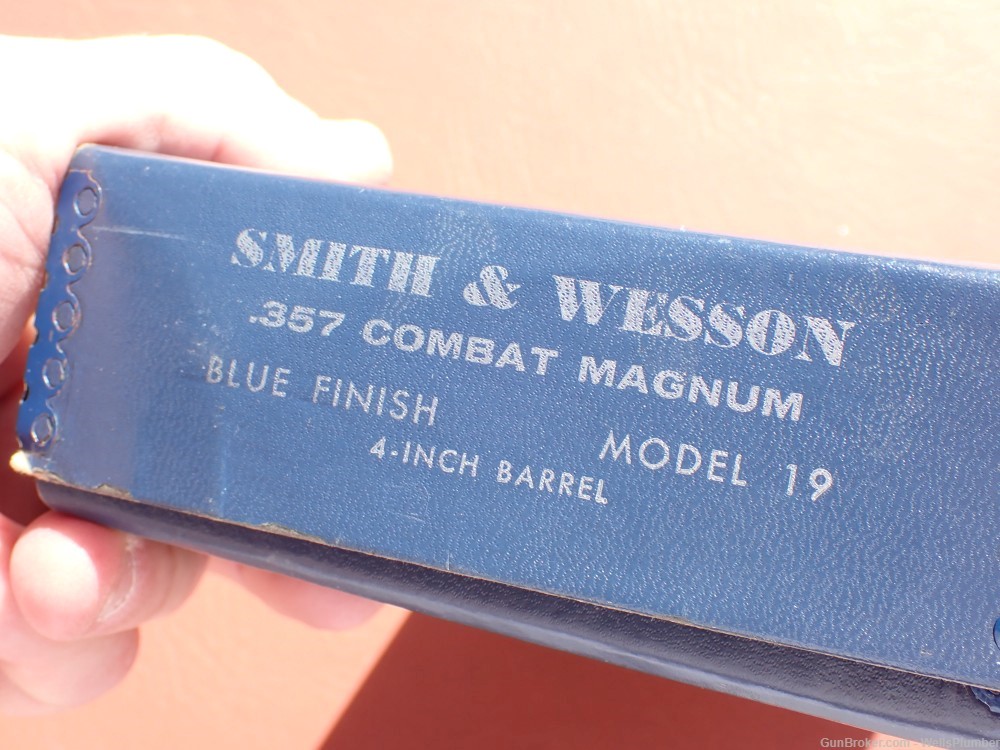 SMITH & WESSON MODEL 19 FACTORY .357 MAG BLUED FINISH 4" BBL ORIGINAL BOX-img-2