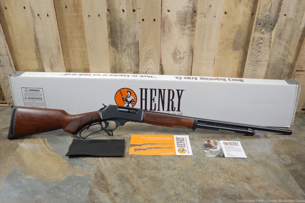 Beautiful Henry H018-410 .410Bore Lever Action Shotgun Penny Bid NO RESERVE-img-0
