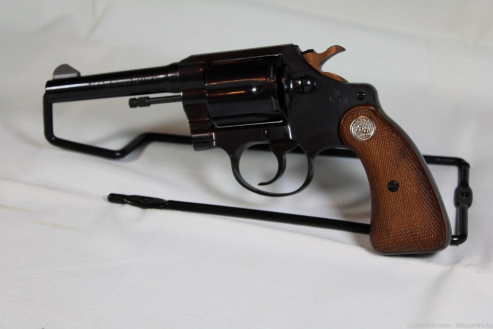 Colt Police Positive  Special Cal .38 Spl 99% Made 1957 Box C&R-img-15