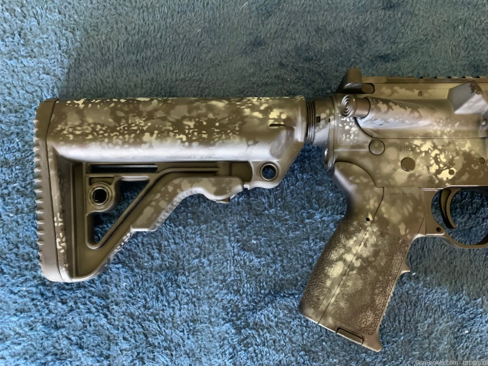 Rock River Arms LAR-15 with Cerakote tri-color camouflage-img-8