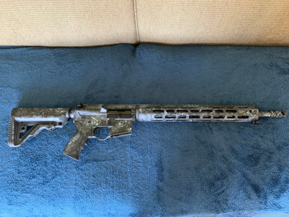Rock River Arms LAR-15 with Cerakote tri-color camouflage-img-1