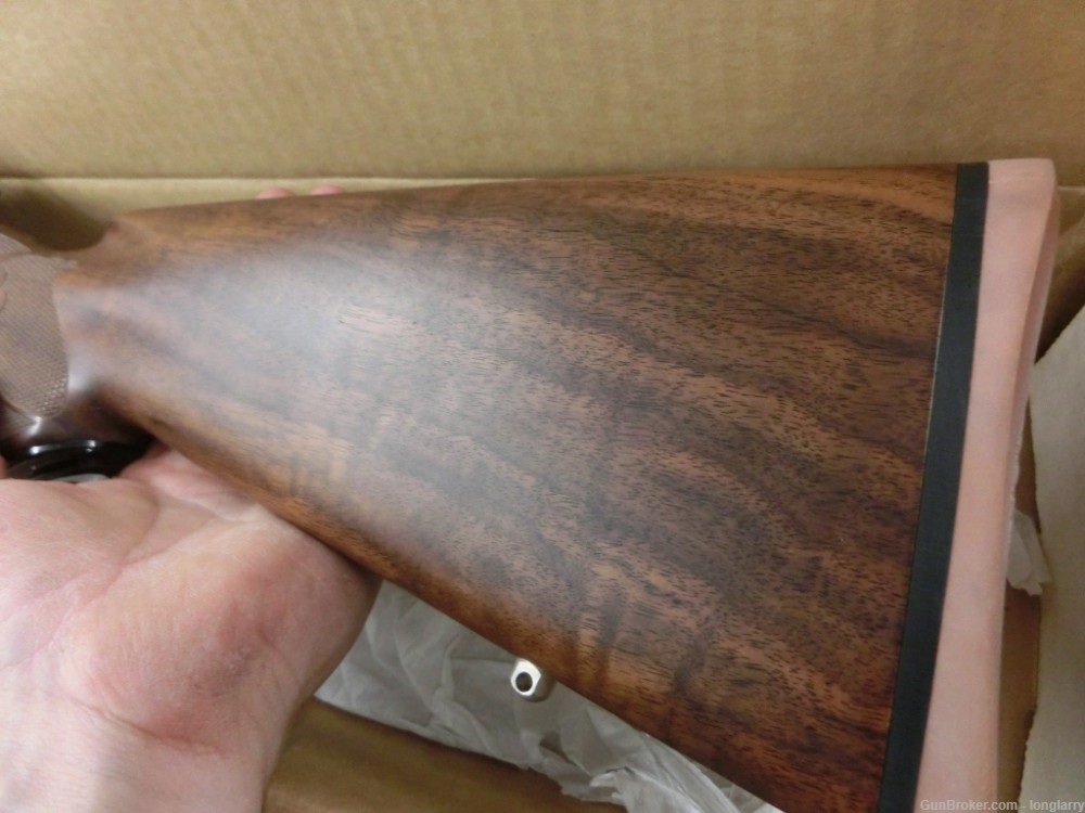 Winchester Model 70 Classic Stainless Walnut-300 Win mag-img-10