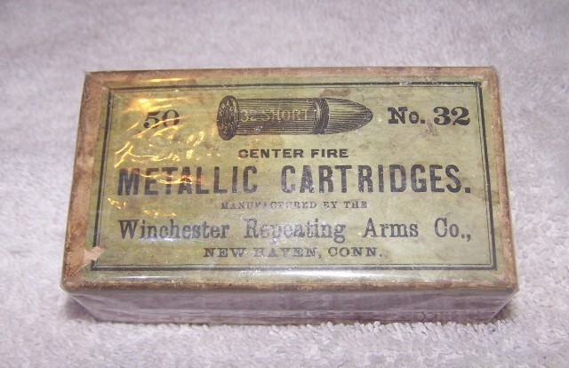 Winchester 2 pc box of 32 CF.  Box contains 40 original cartridges. -img-0