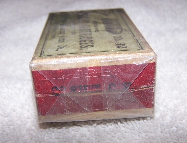 Winchester 2 pc box of 32 CF.  Box contains 40 original cartridges. -img-4