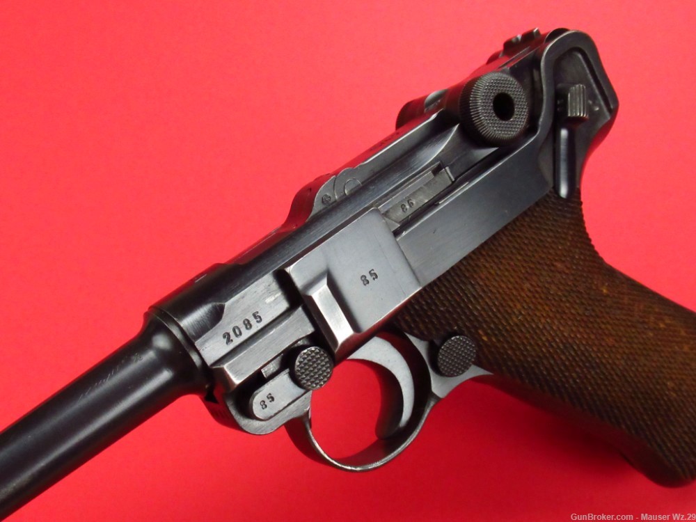 Excellent 1938 code S/42 Luger P08 Mauser German Army Pistol 9mm P38-img-24