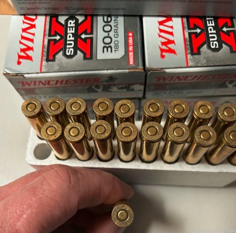 Winchester .30-06 Super X Power Point 180 gr  Brass Case 100 Rounds-img-4