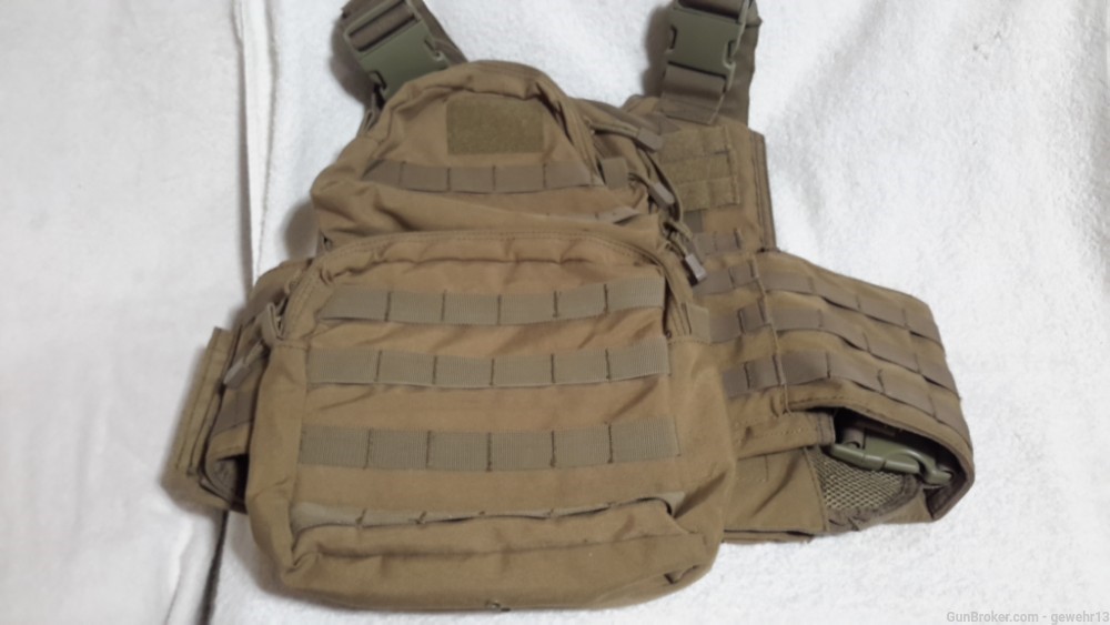 Condor Plate Carrier and Accessories -img-2
