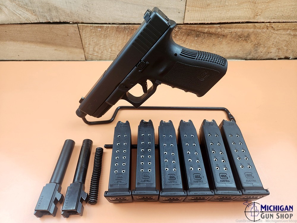 Glock 23/31/19 - 3 Calibers in One Package .40 S&W/.357 SIG/9mm-img-0
