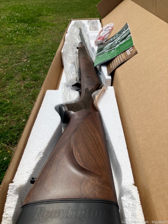 Remington Model 700 CDL, .243 New In the Box-img-0