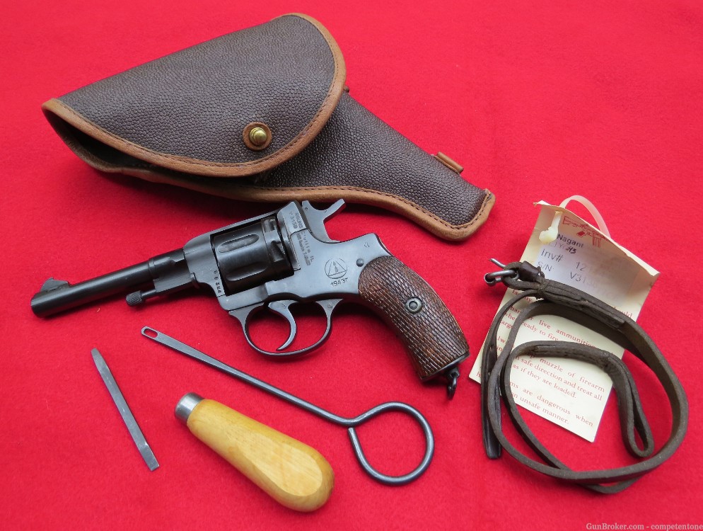 WWII Russian Nagant M1895 Revolver 1895 7.62 x 38 7.62x38R WW2 Gas-Sealed-img-1