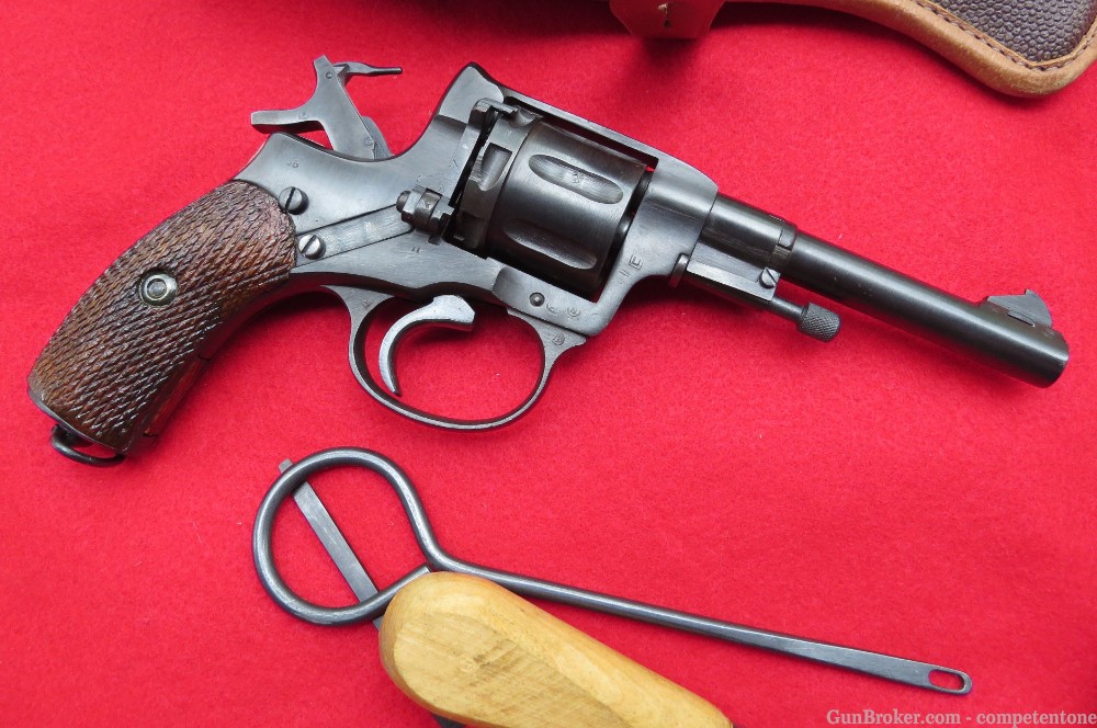 WWII Russian Nagant M1895 Revolver 1895 7.62 x 38 7.62x38R WW2 Gas-Sealed-img-24