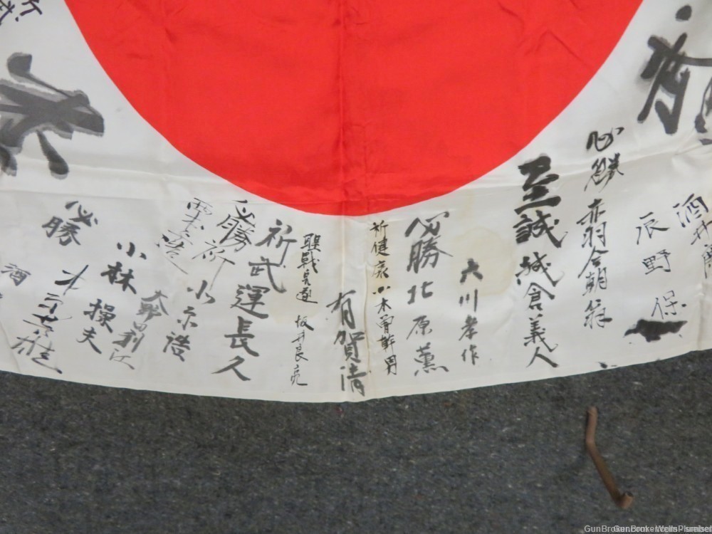 WWII JAPANESE HINOMARU MEATBALL FLAG W/ SIGNED KANJI CHARACTERS (PRE-1945)-img-4