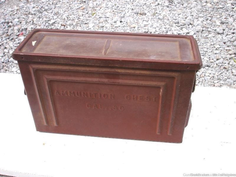 US WWII .30 CALIBER MACHINE GUN AMMO CAN “D35299” USED IN TANKS-img-0