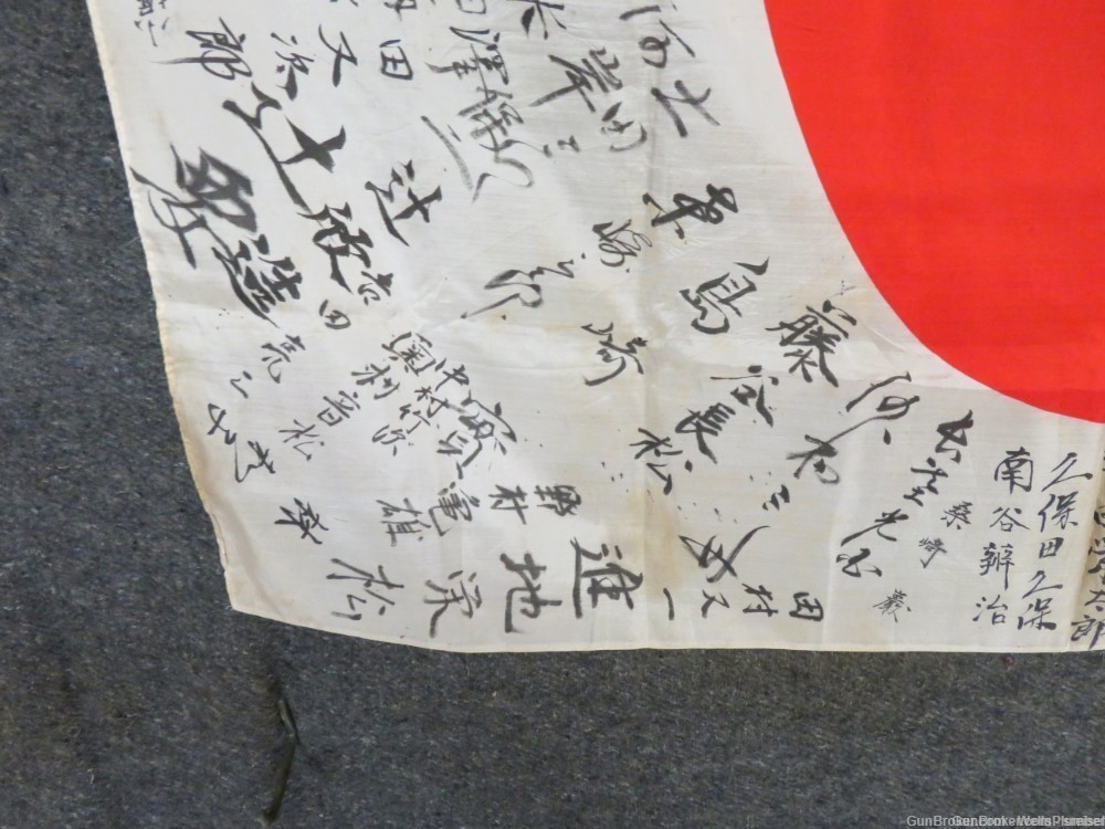JAPANESE WWII HINOMARU MEATBALL FLAG W/ SIGNED KANJI & TEMPLE STAMP-img-3