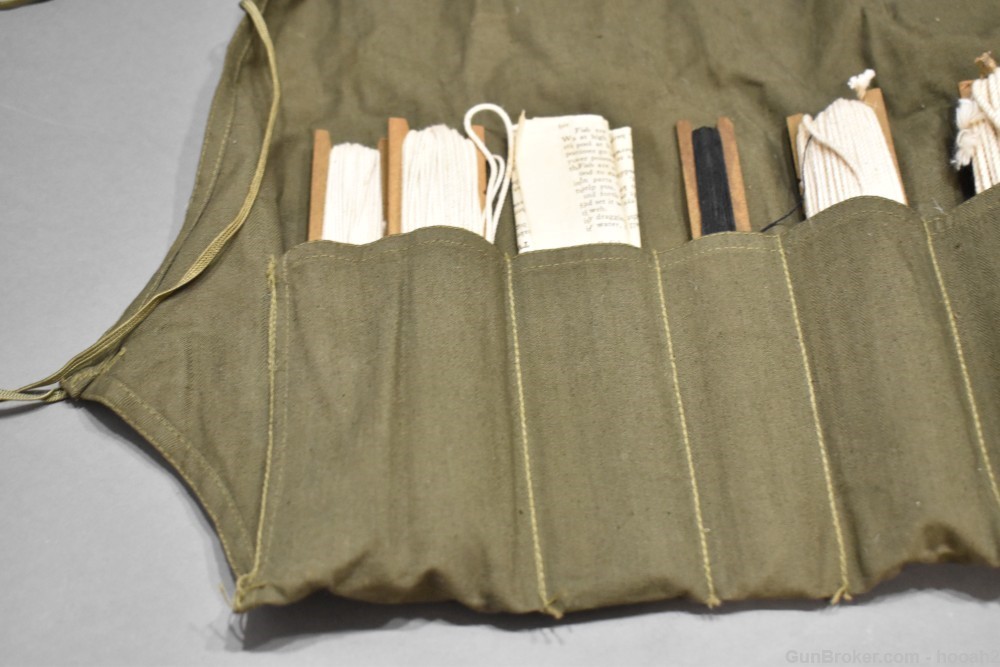 US Navy? WWII Era? Vintage Roll Up Survival Fishing Kit READ-img-1