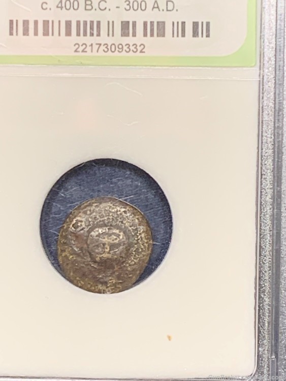 Ancient Greek Bronze Coin c 400 B.C - 300 A.D -img-1