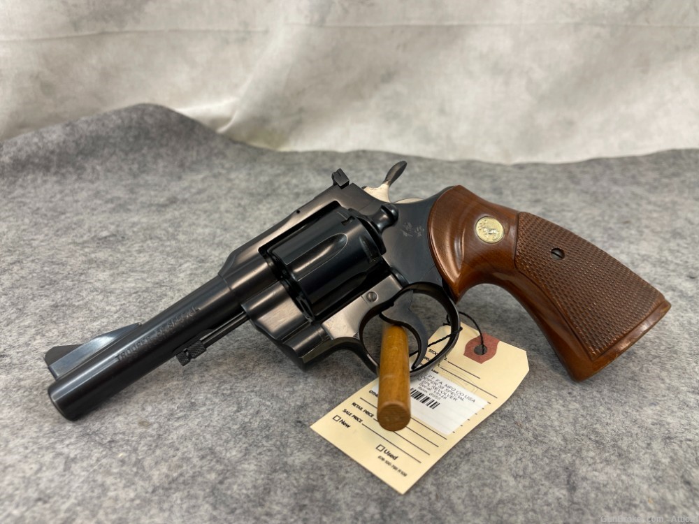 Colt Trooper Wide Hammer Target grips 38Spl. 1966 DOM Like New!-img-6