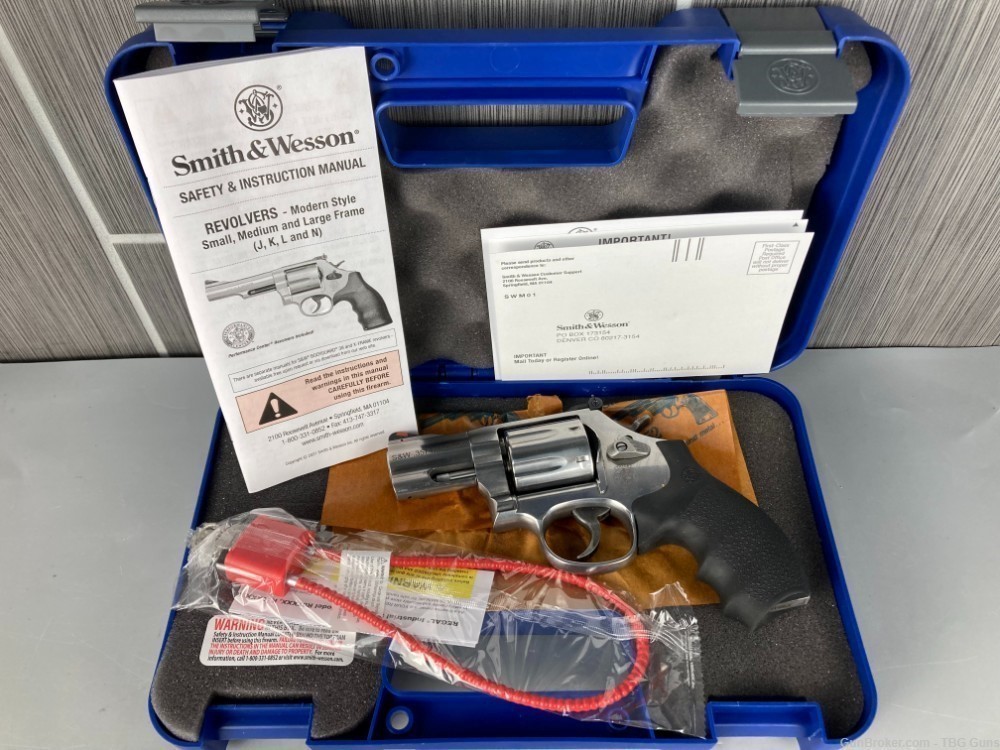 Smith & Wesson 686 Plus .357 Magnum Stainless 7-Shot/2.5-inch Revolver-img-0
